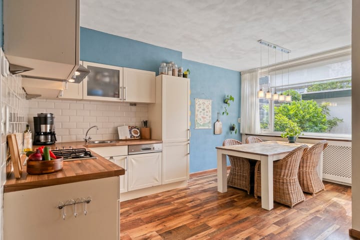 Foto 16 van Adelaartlaan 51