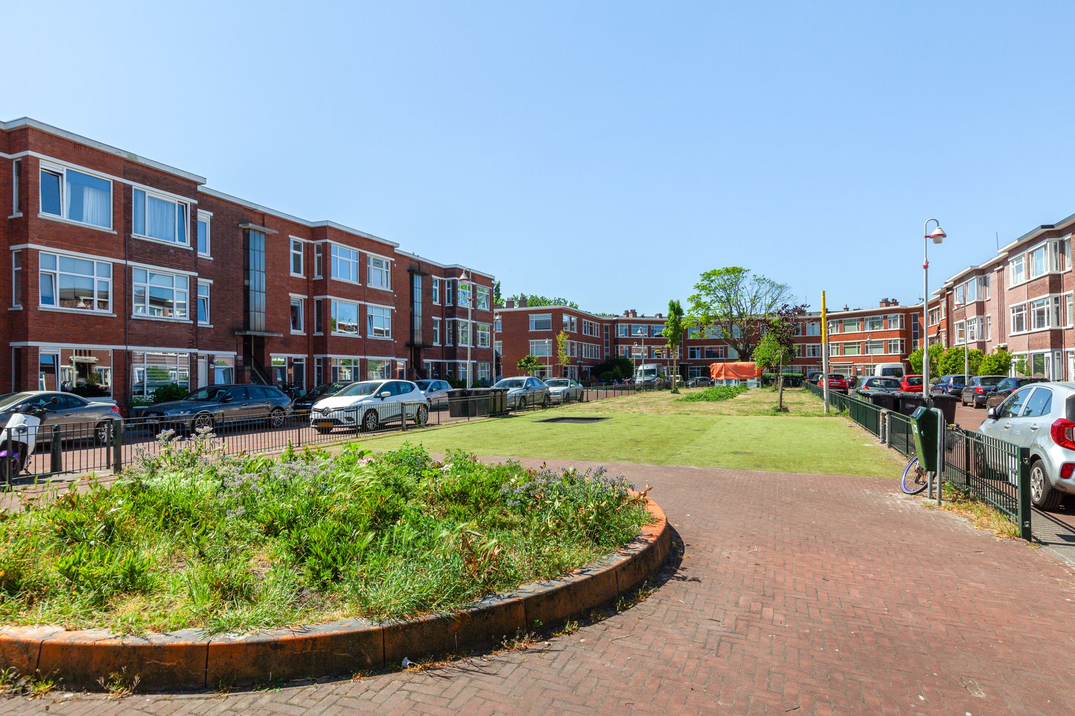 Photo 36 of Damasstraat 176