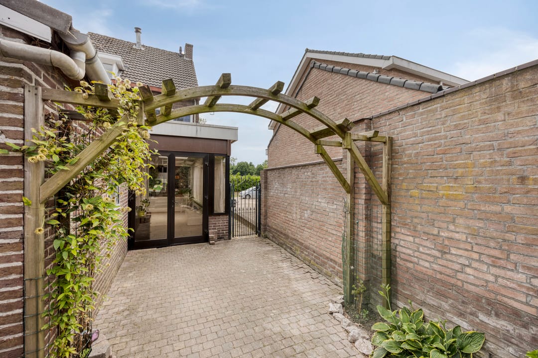 Photo 41 of Vaesrade 19