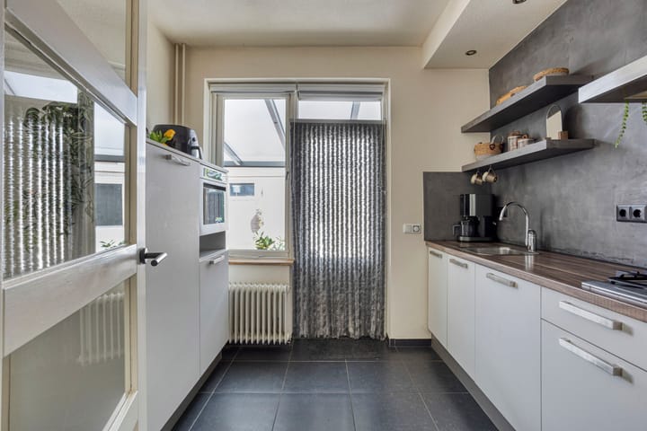 Foto 10 van Breitnerstraat 14