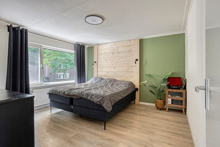 Foto 19 van Breitnerstraat 14