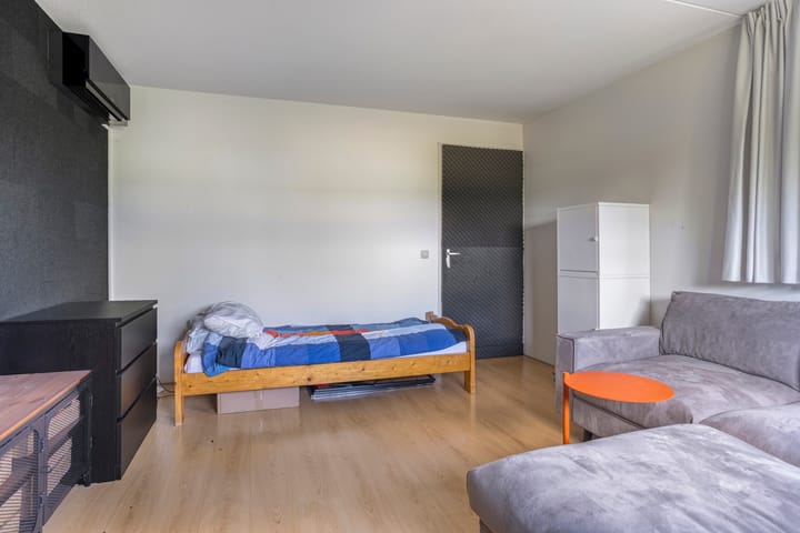 Foto 32 van Guldenroedestraat 1