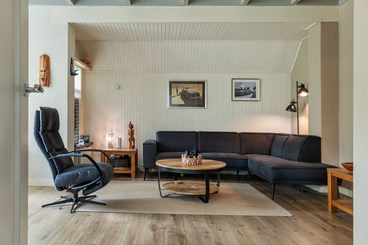 Foto 2 van Burgemeester Venemastraat 13