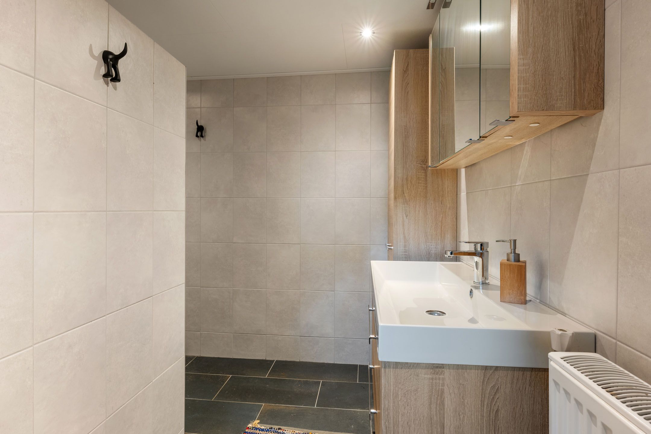 Foto 18 van Burgemeester Venemastraat 13