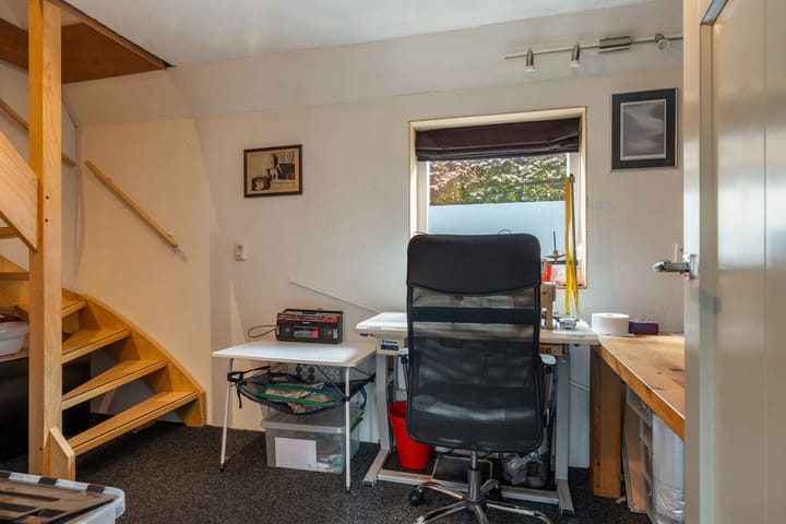 Foto 22 van Burgemeester Venemastraat 13