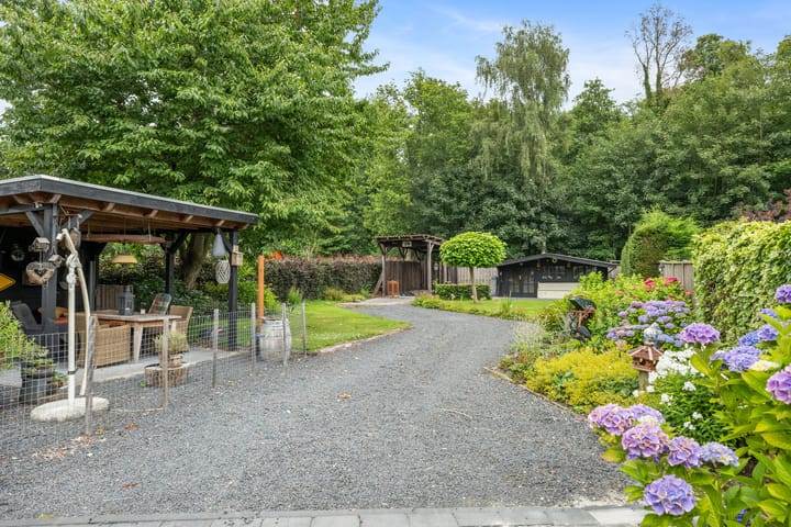 Foto 26 van Burgemeester Venemastraat 13