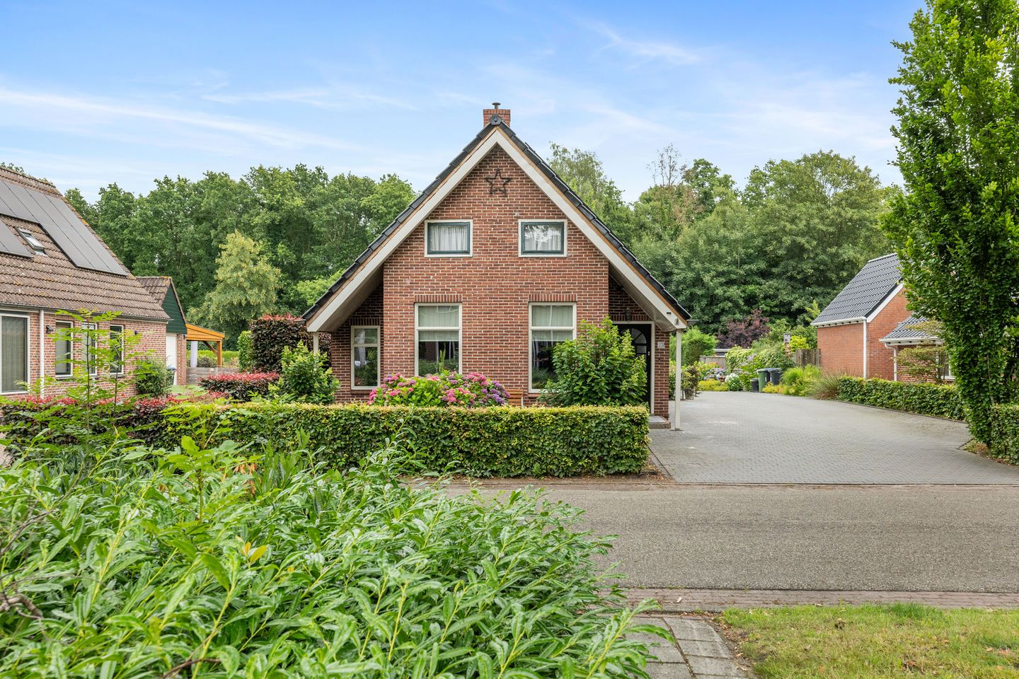 Foto 34 van Burgemeester Venemastraat 13