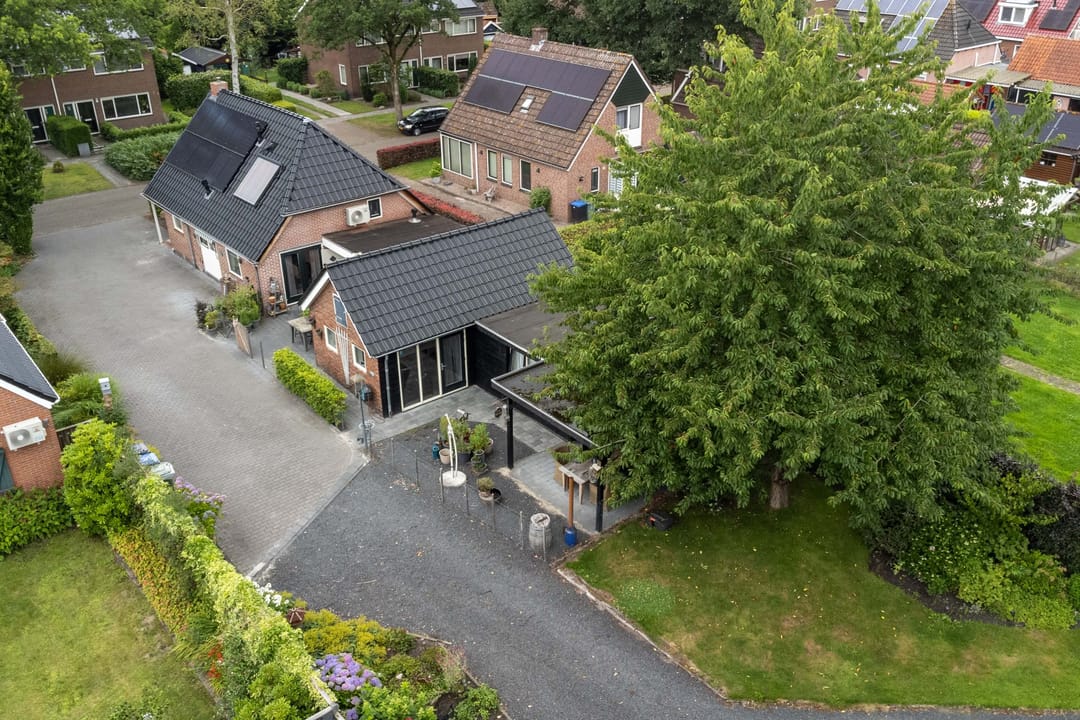 Foto 38 van Burgemeester Venemastraat 13