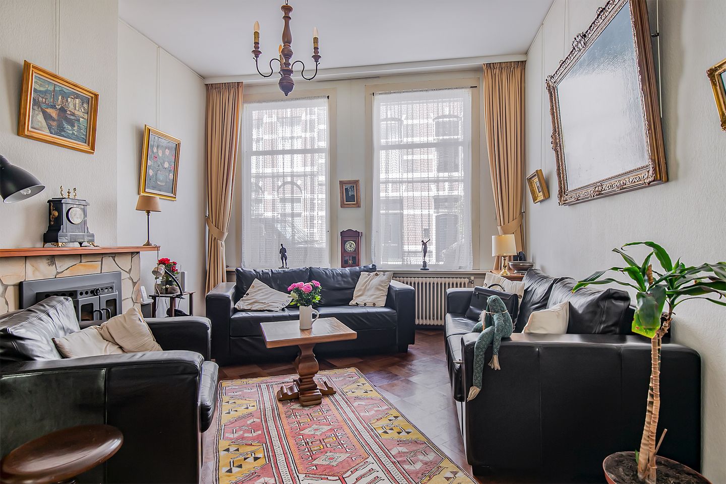 Photo 4 of Van Blankenburgstraat 22