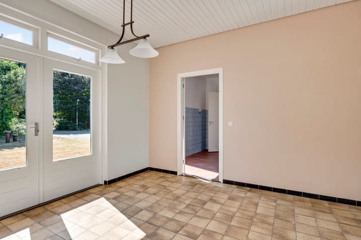 Foto 16 van Leveroyseweg 25