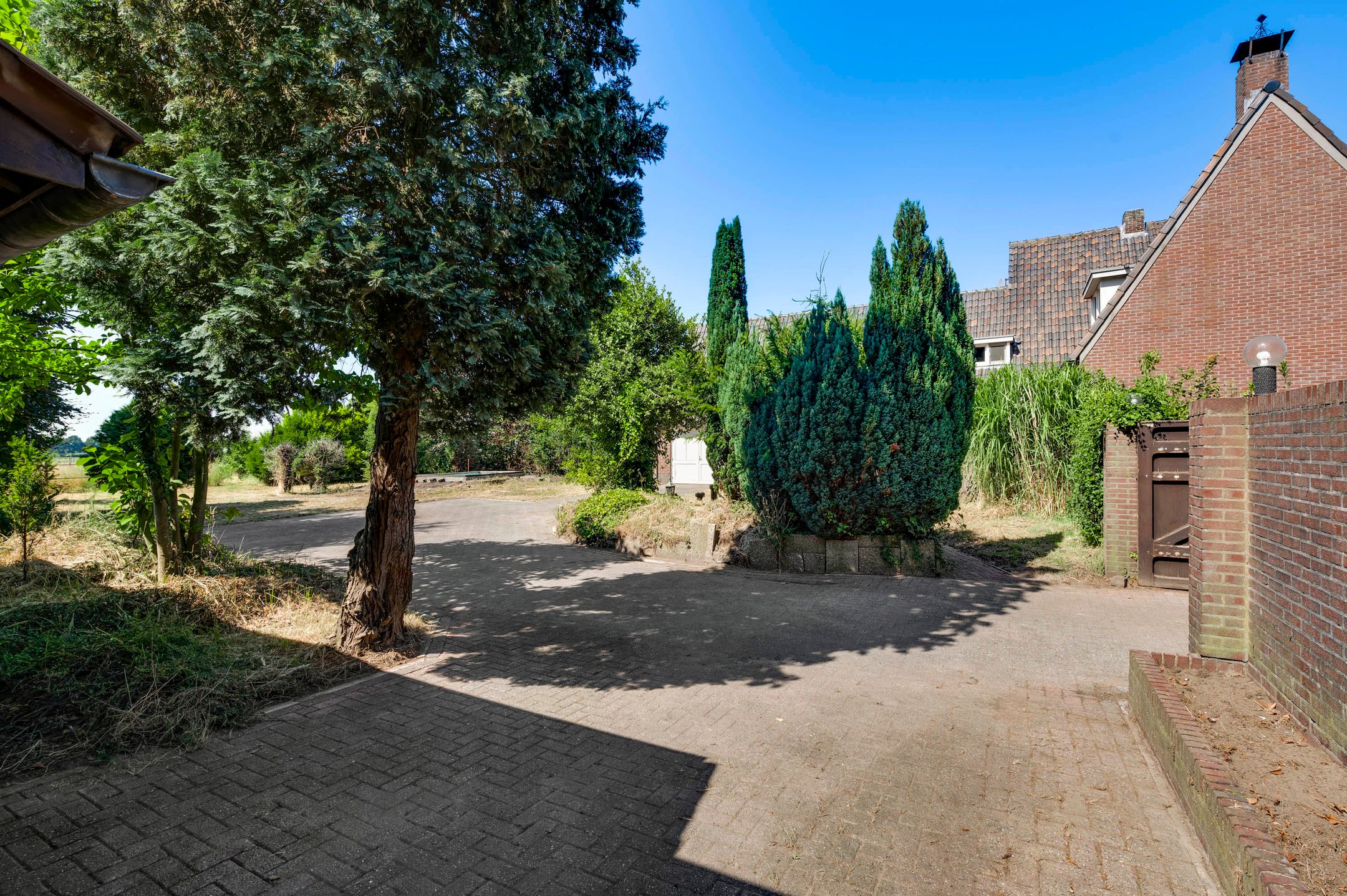 Photo 48 of Leveroyseweg 25