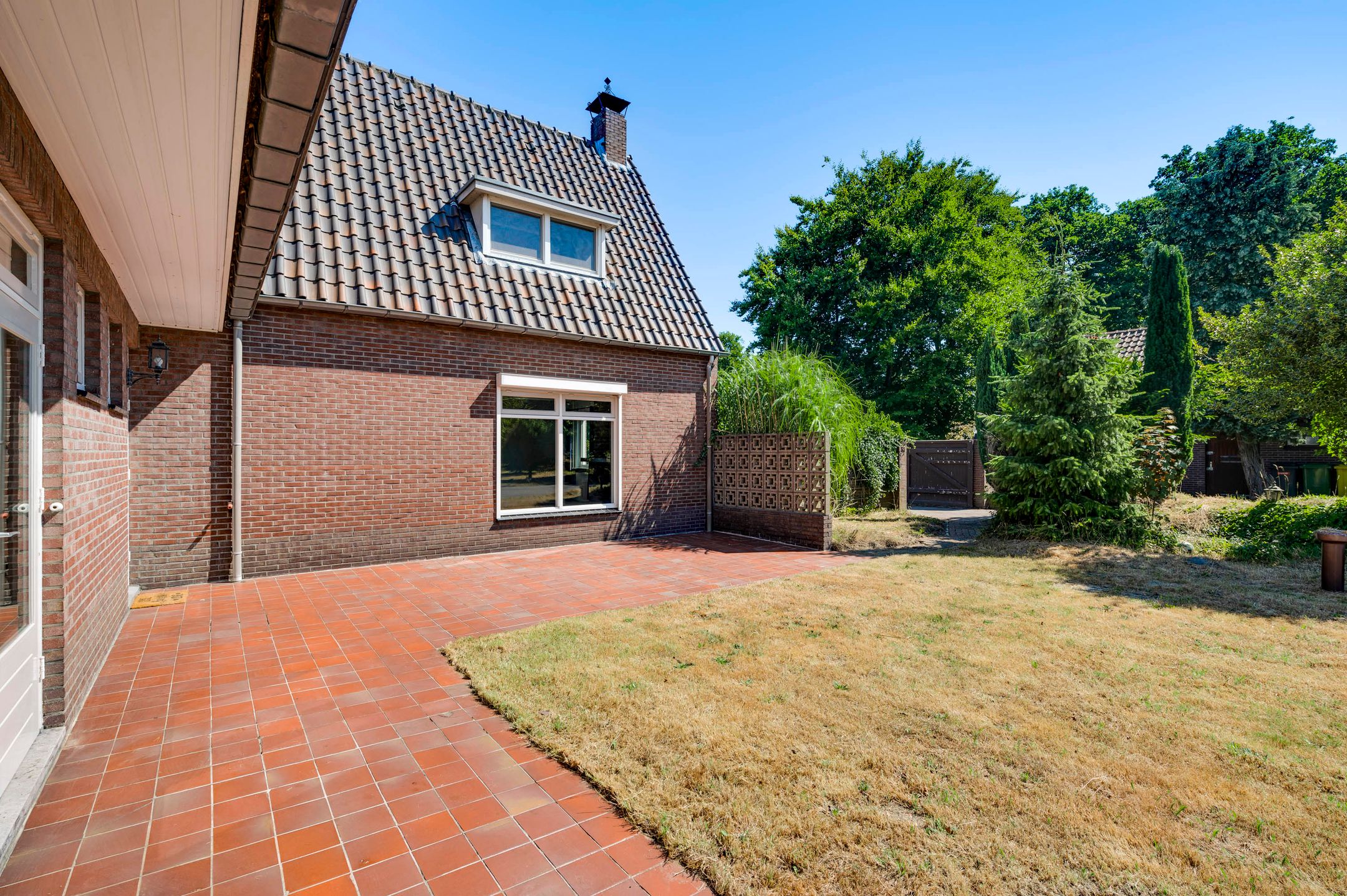 Photo 51 of Leveroyseweg 25