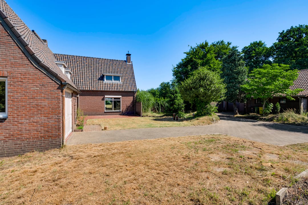 Photo 52 of Leveroyseweg 25