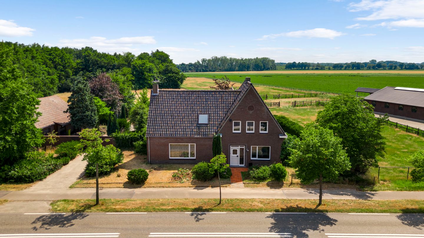 Photo 55 of Leveroyseweg 25