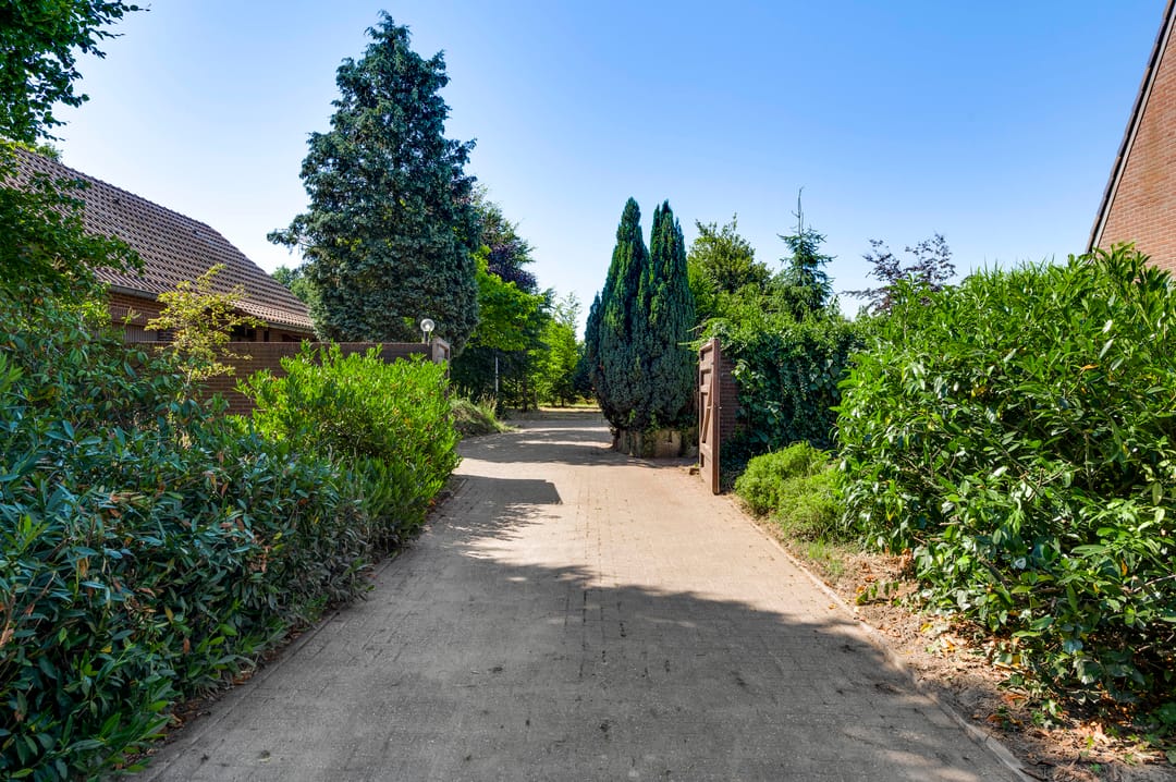 Photo 67 of Leveroyseweg 25