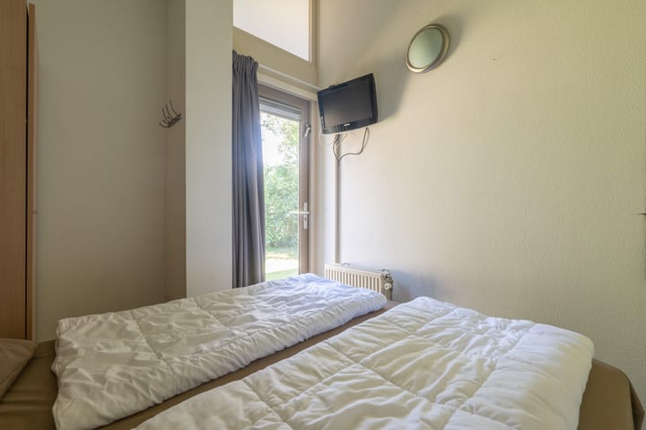 Foto 12 van Landweerswal 2-098