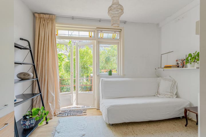 Foto 14 van Van Vlooswijkstraat 4-A