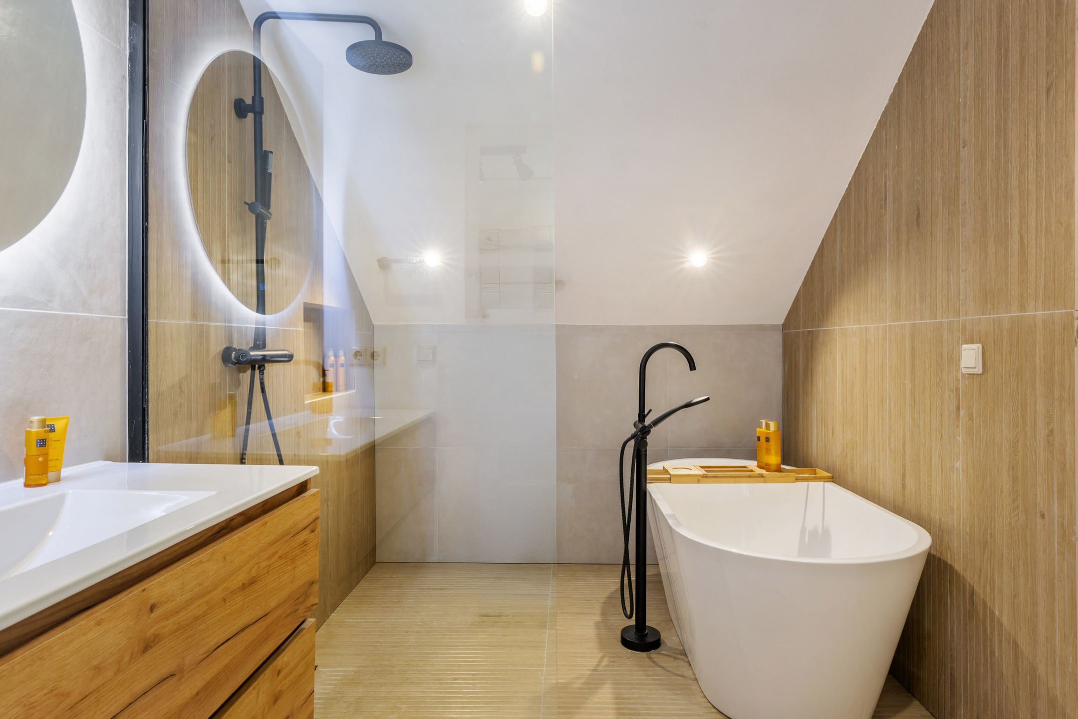 Foto 3 van Carolinenstraat 12