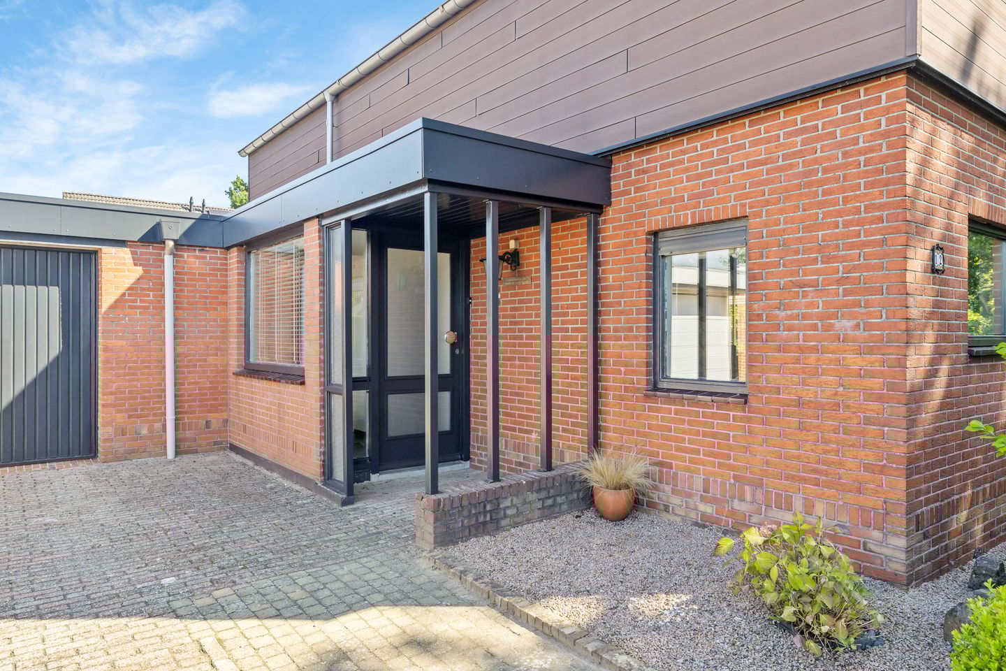 Foto 4 van Carolinenstraat 12