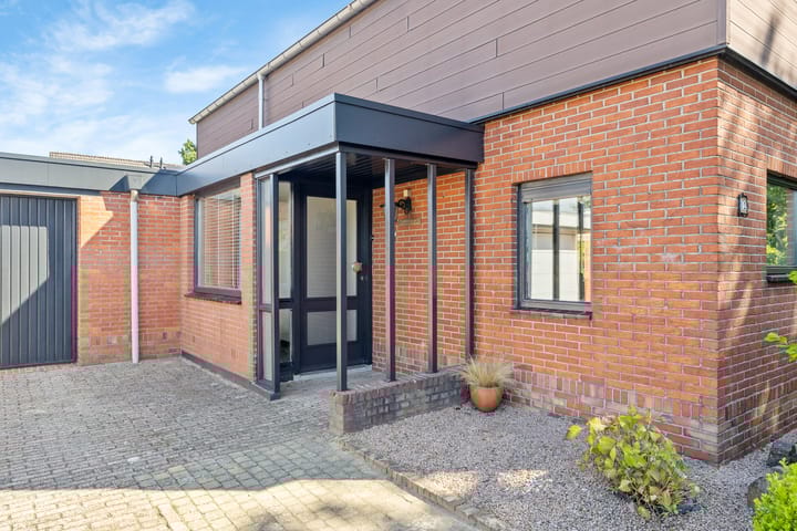 Foto 4 van Carolinenstraat 12