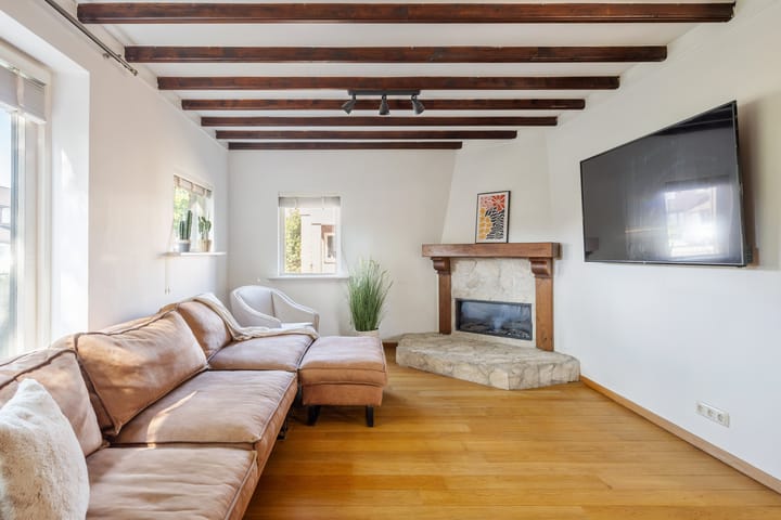 Foto 8 van Carolinenstraat 12