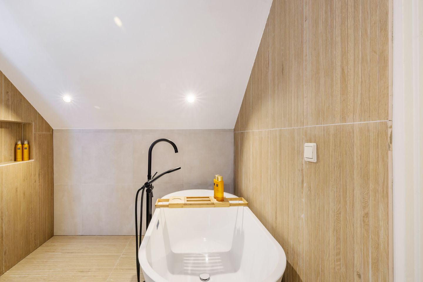 Foto 20 van Carolinenstraat 12