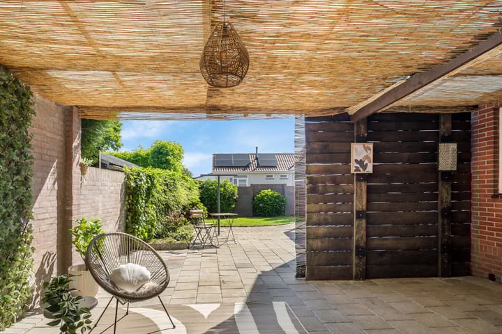 Foto 26 van Carolinenstraat 12