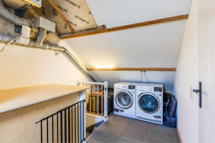 Photo 31 of Boterbloem 27