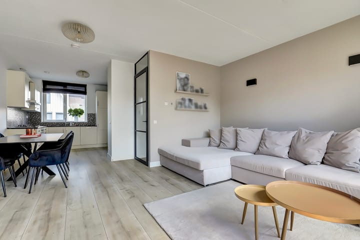 Foto 11 van Zalm 144