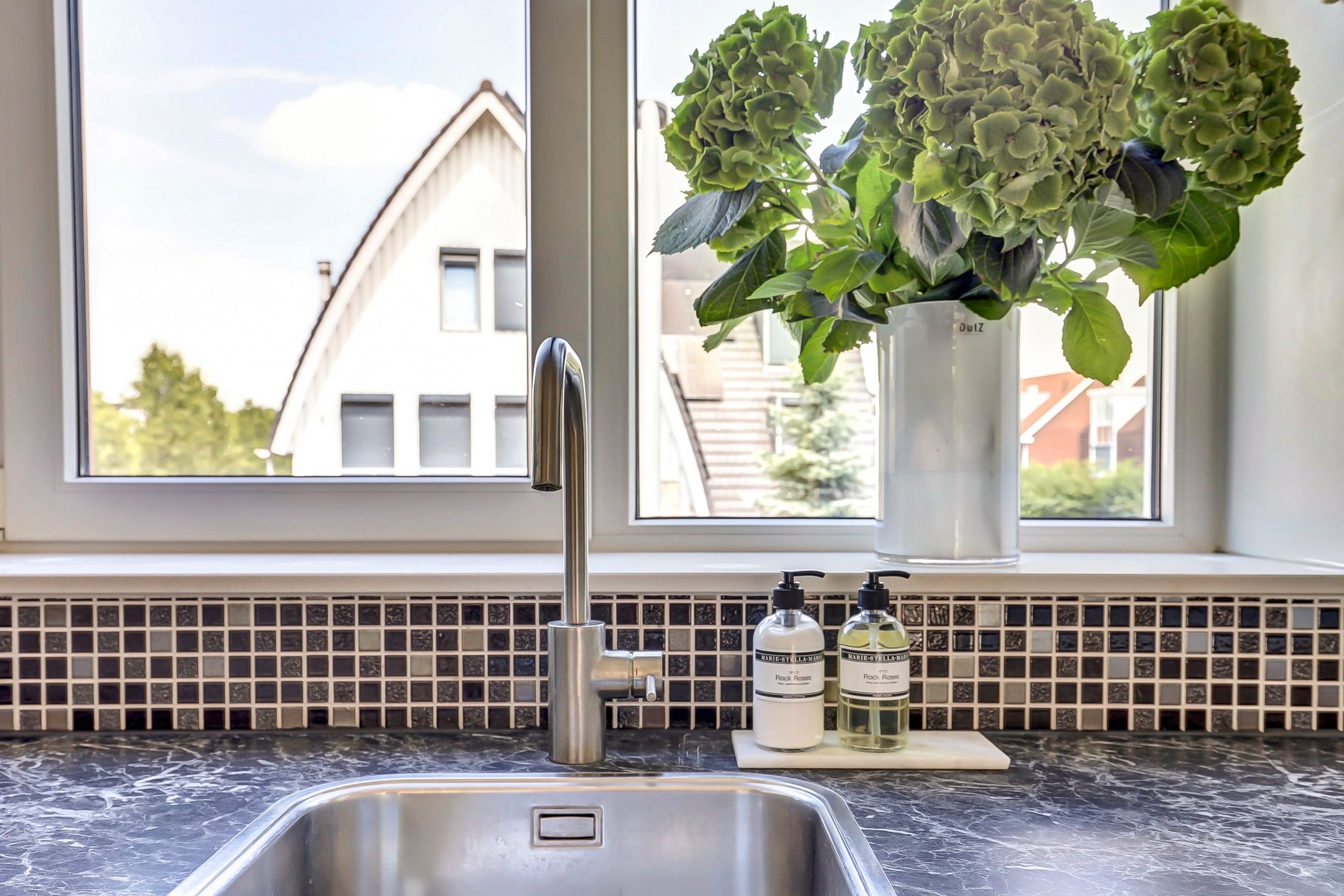 Foto 15 van Zalm 144