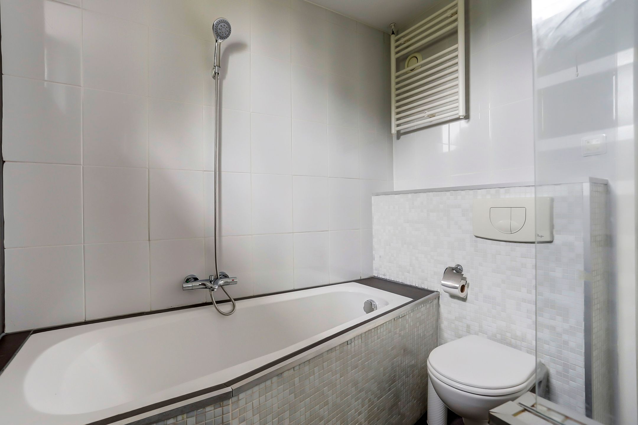 Photo 15 of Weegbree 37