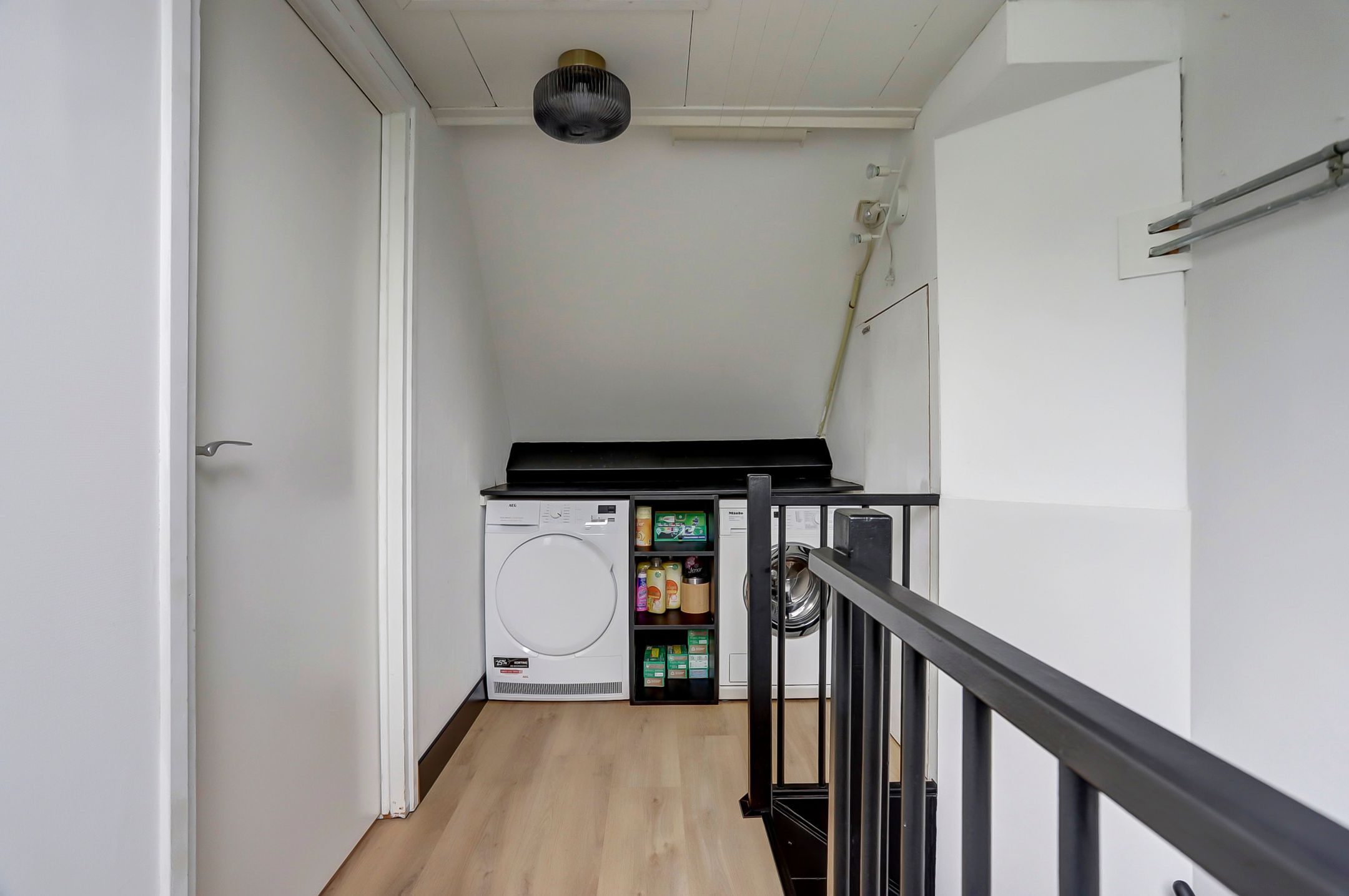 Photo 18 of Weegbree 37