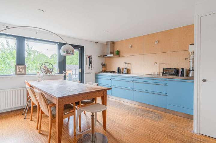 Photo 18 of Van Goghstraat 10