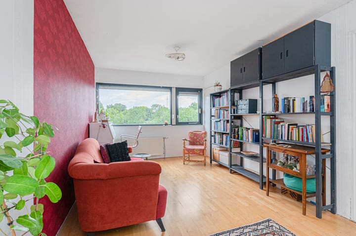 Photo 25 of Van Goghstraat 10