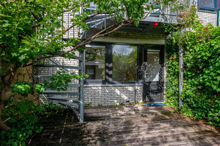 Photo 38 of Van Goghstraat 10