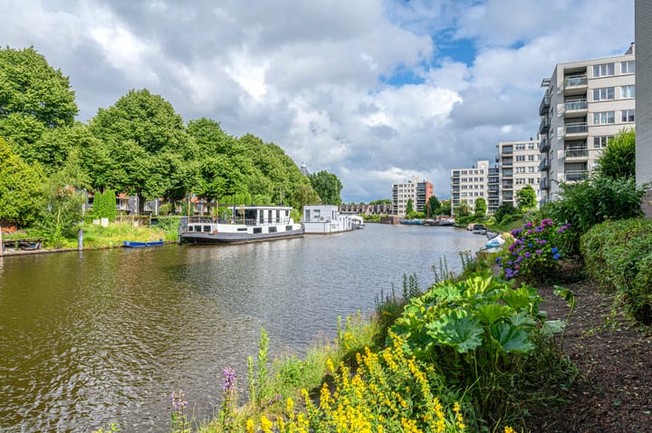 Photo 46 of Van Goghstraat 10