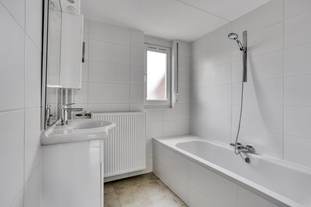 Photo 16 of Oranjestraat 1