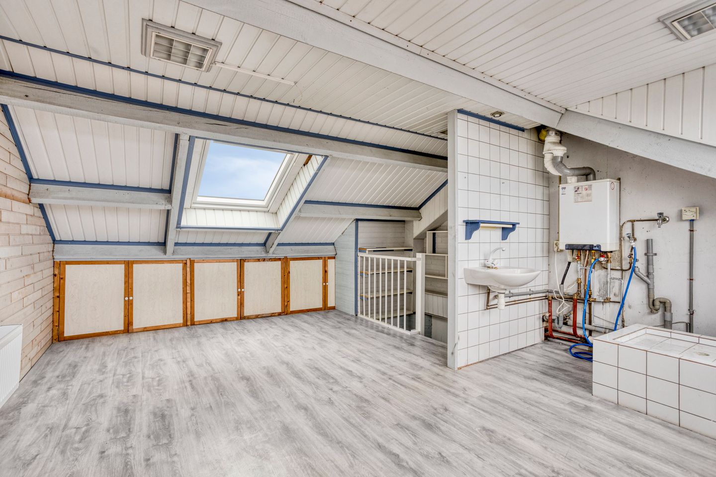 Photo 19 of Oranjestraat 1