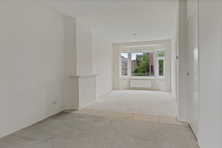 Foto 8 van Helper Brink 48-A