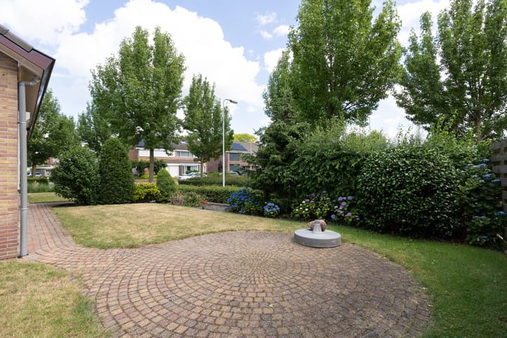 Foto 36 van Bachstraat 5