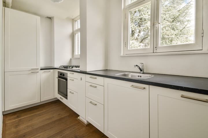 Foto 8 van Spaarndammerstraat 12-C