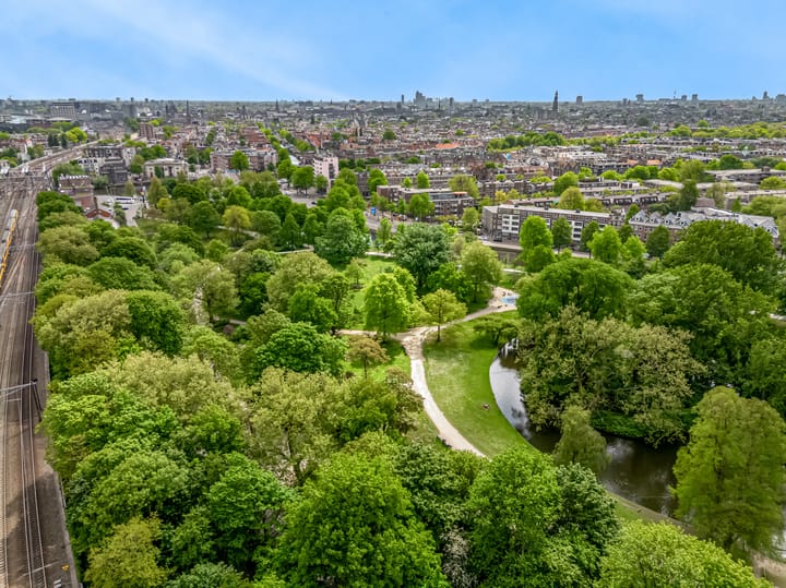 Foto 18 van Spaarndammerstraat 12-C