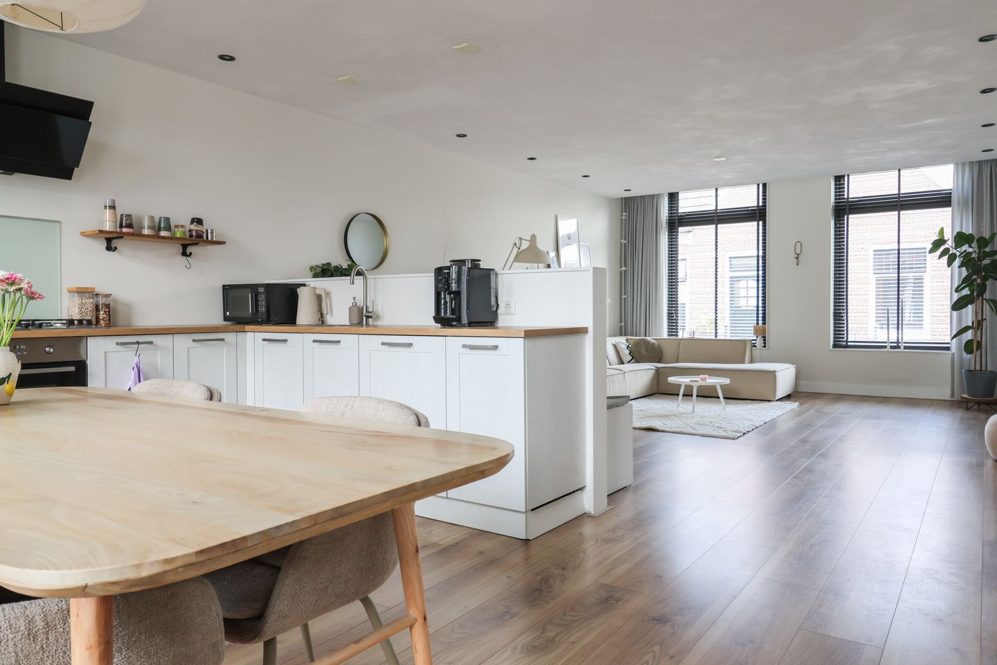 Foto 25 van Van der Bildtstraat 34