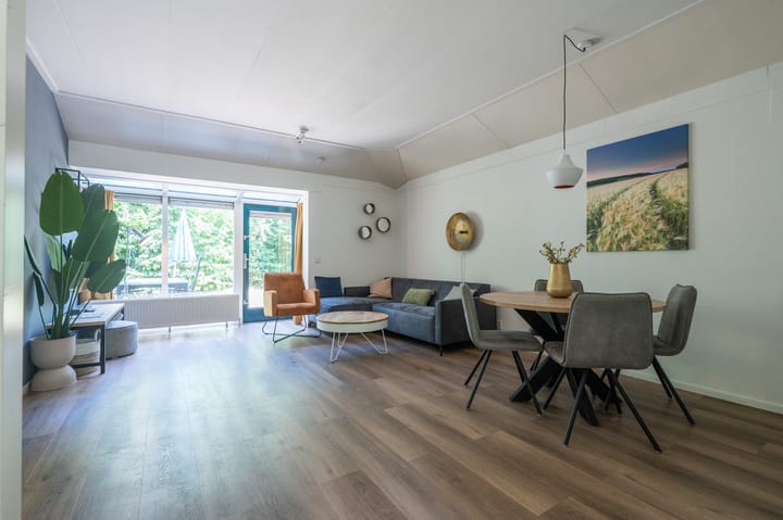 Foto 3 van Landweerswal 2-005