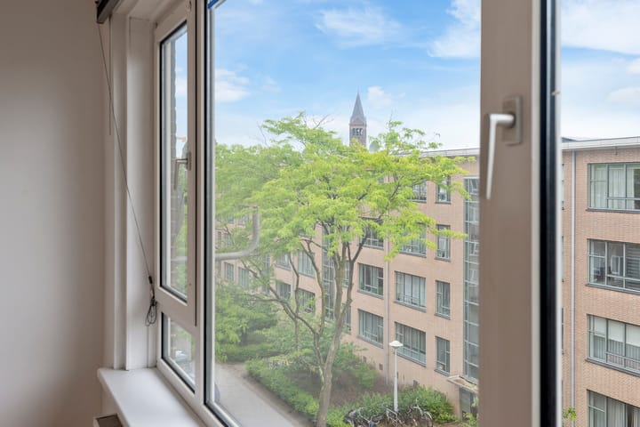 Photo 10 of Lucellestraat 27-3