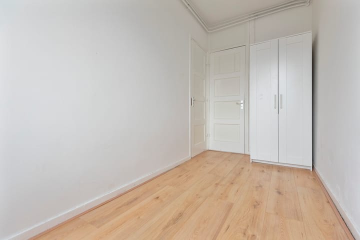 Photo 20 of Lucellestraat 27-3