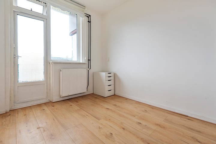 Photo 22 of Lucellestraat 27-3