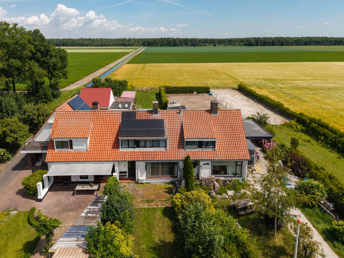 Foto 1 van Wellerzandweg 6-B