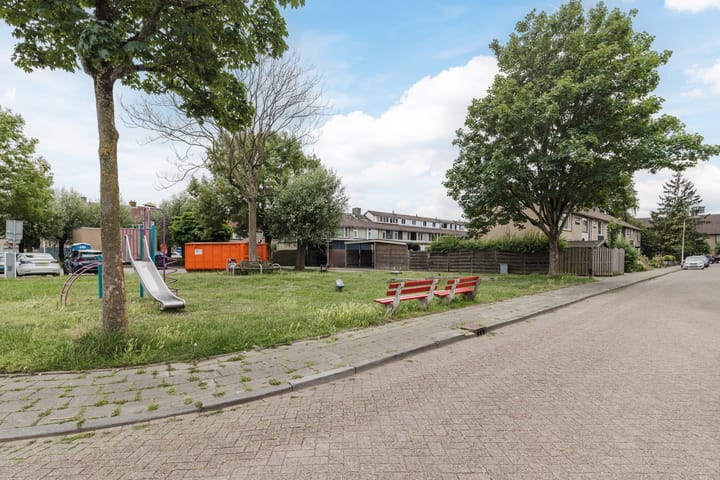 Photo 3 of Troelstrastraat 3