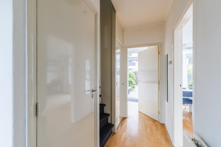 Photo 6 of Troelstrastraat 3